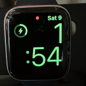 Apple Watch Series 4, 41mm - CRACKED Face, works fine otherwise.